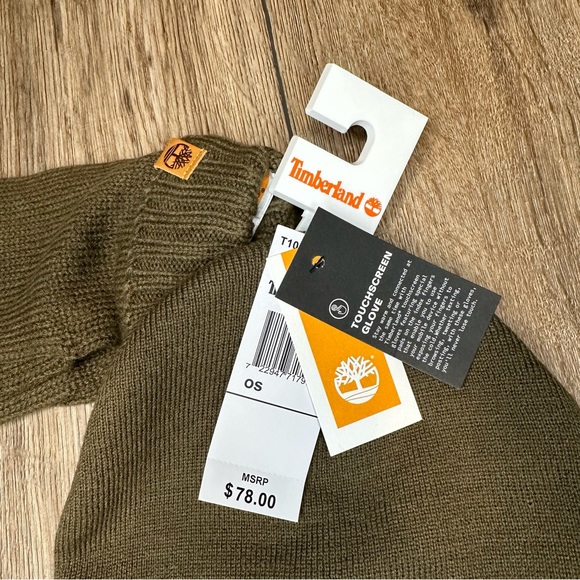 Timberland Beanie and Glove Set - Picture 3 of 8